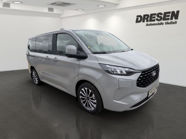 Ford Tourneo Custom Titanium X Plug-in Hybrid L1/Navi imagem 3