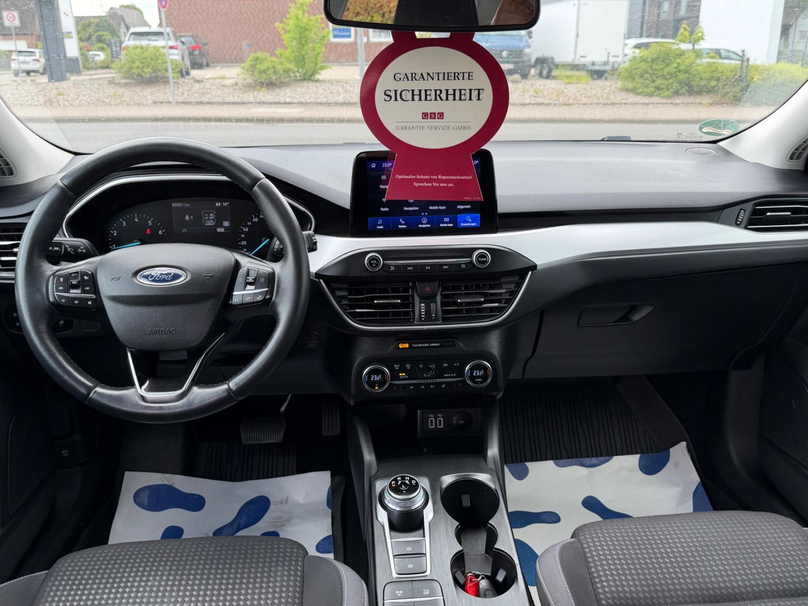 Ford Focus Lim. Cool & Connect/Navi/Keyless/Tempomat