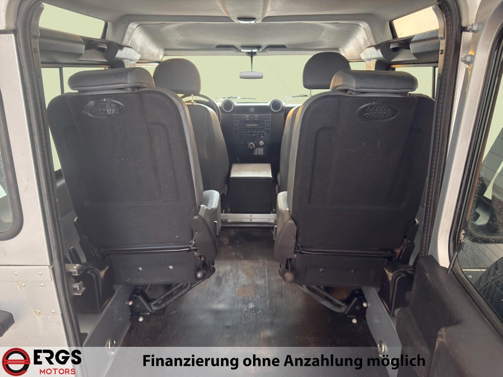 Land Rover Defender 90 TD4 122ch - 1 ère main - 4 Places -  Attelage - Carnet entretien
