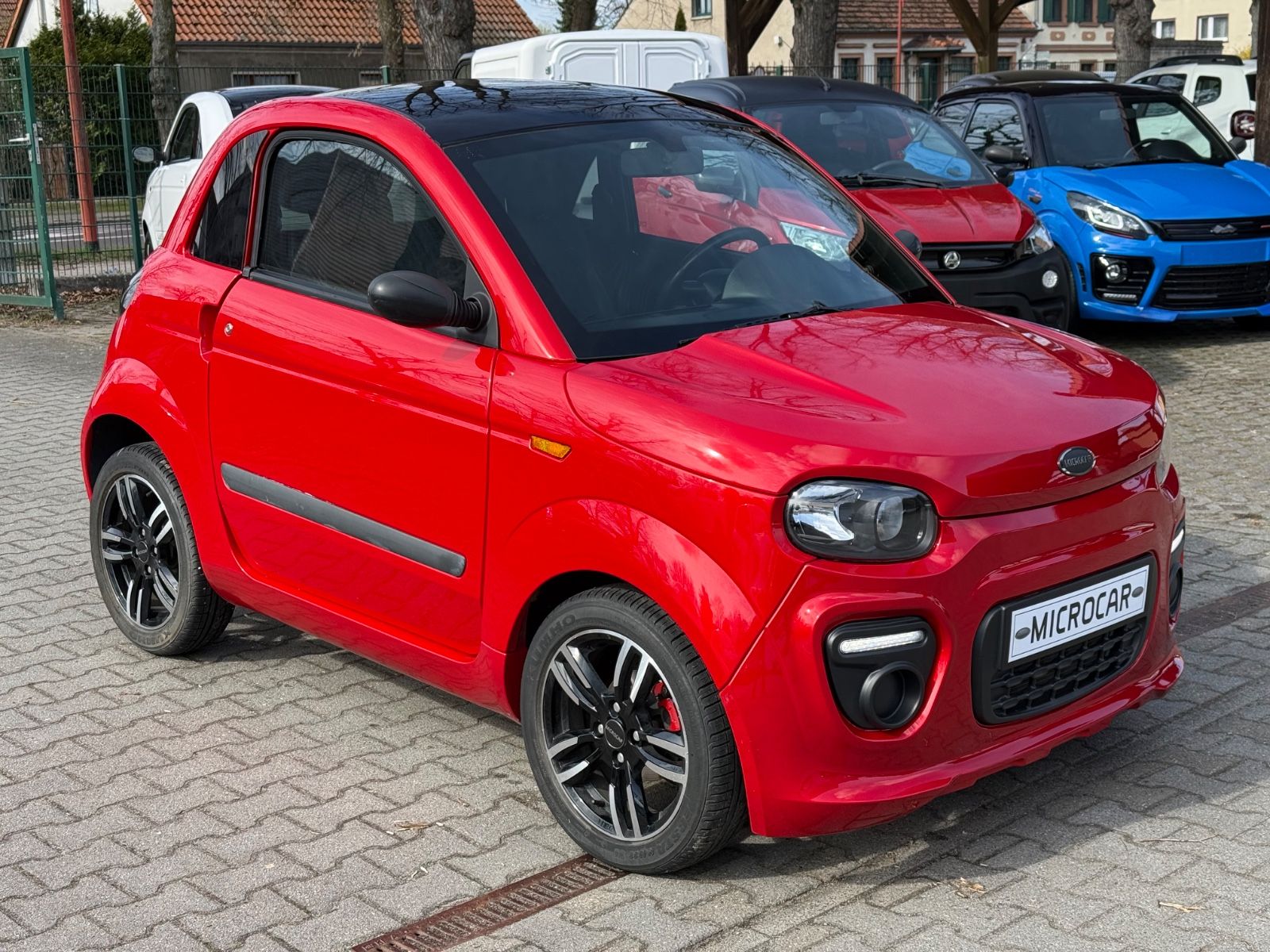 MICROCAR DUE