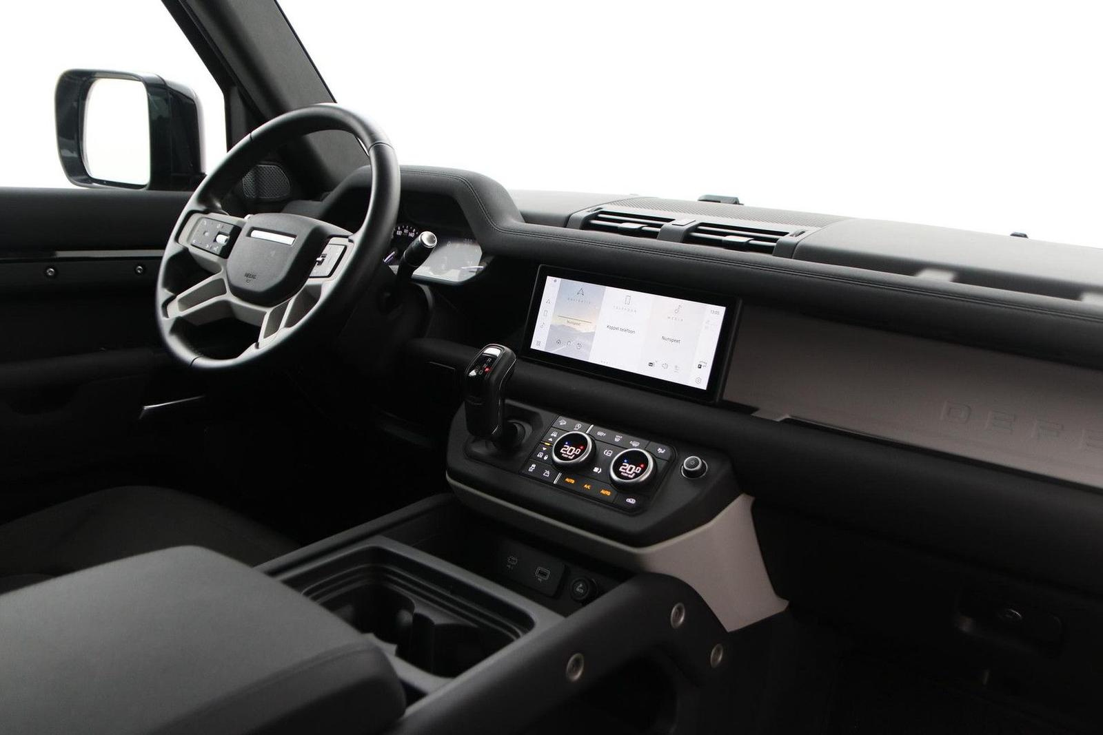 Land Rover Defender 110 D240 | COMMERCIAL | panorama dach |