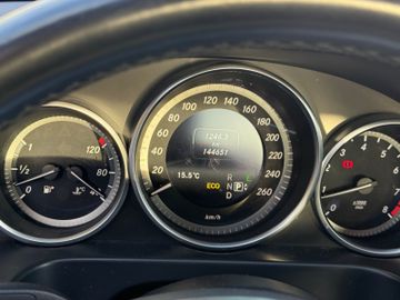 Mercedes E 250 - 7