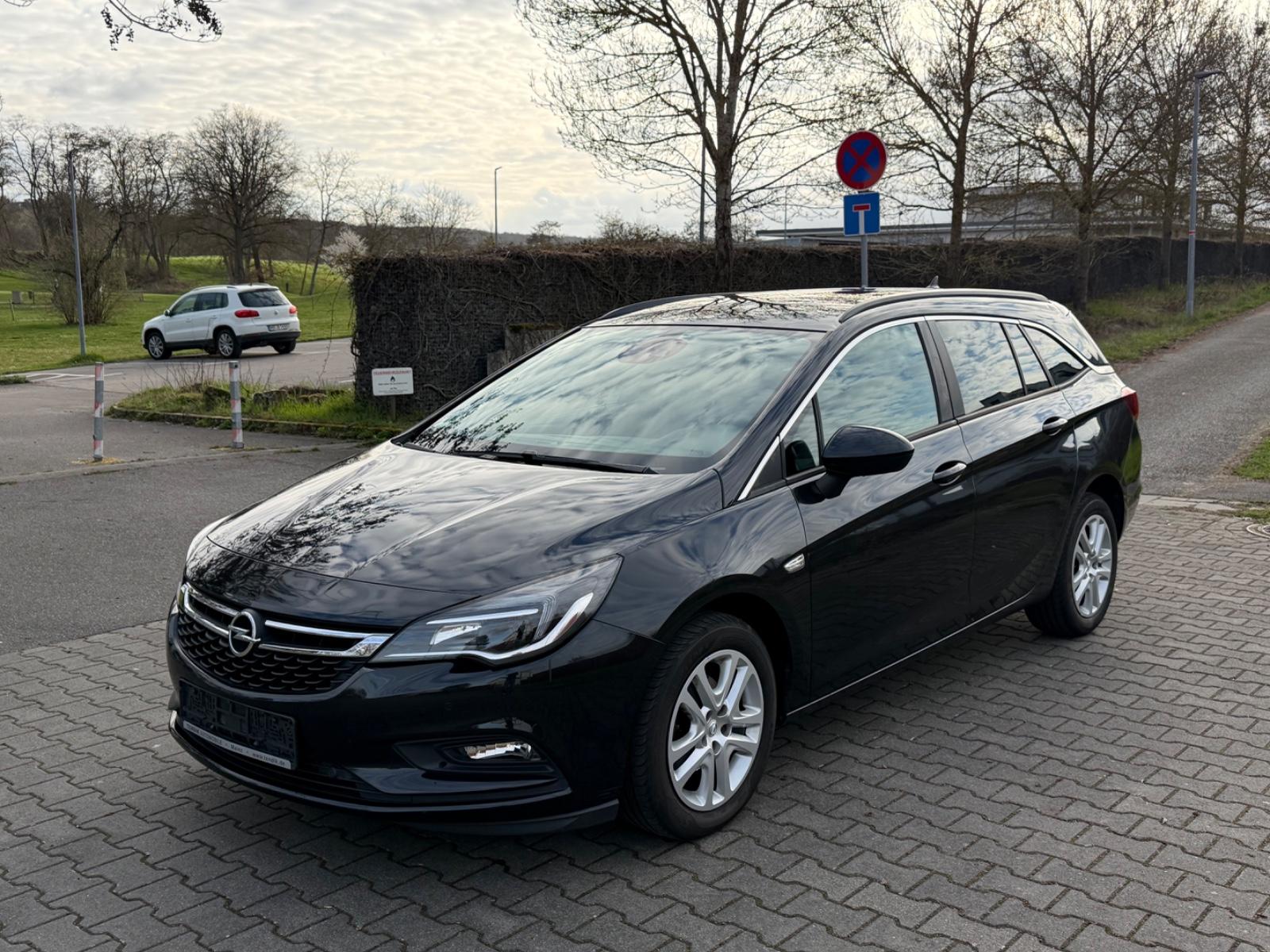 Opel Astra Sports Tourer 1.4 Aut. 1Hand NAVI*TEMP*PDC