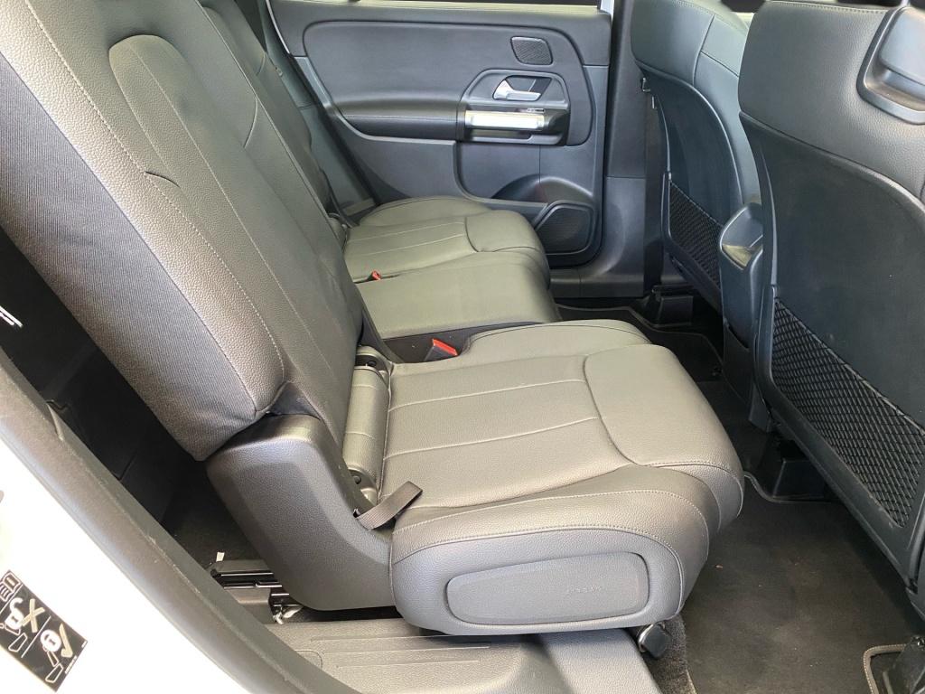 Mercedes-Benz GLB 200 d 4M PROGESSIVE+PANO+AHK+SOUND+KAM+MBEAM