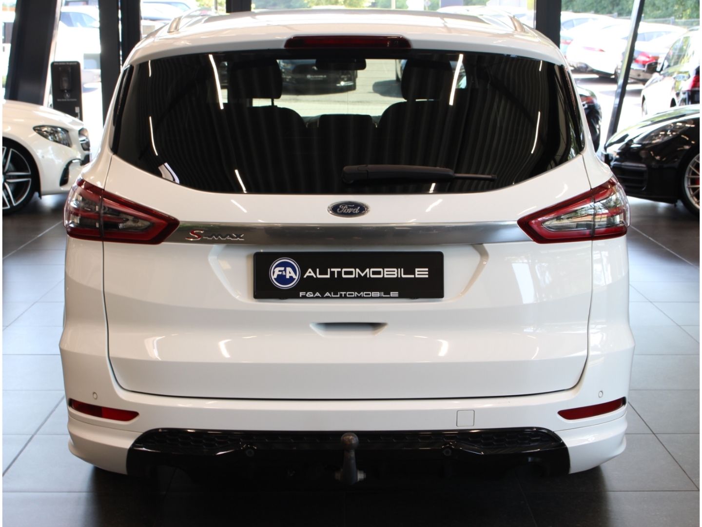 Fahrzeugabbildung Ford S-Max Titanium 2.0 TDCi 7-Sitzer 2.Hand*AHK*LED