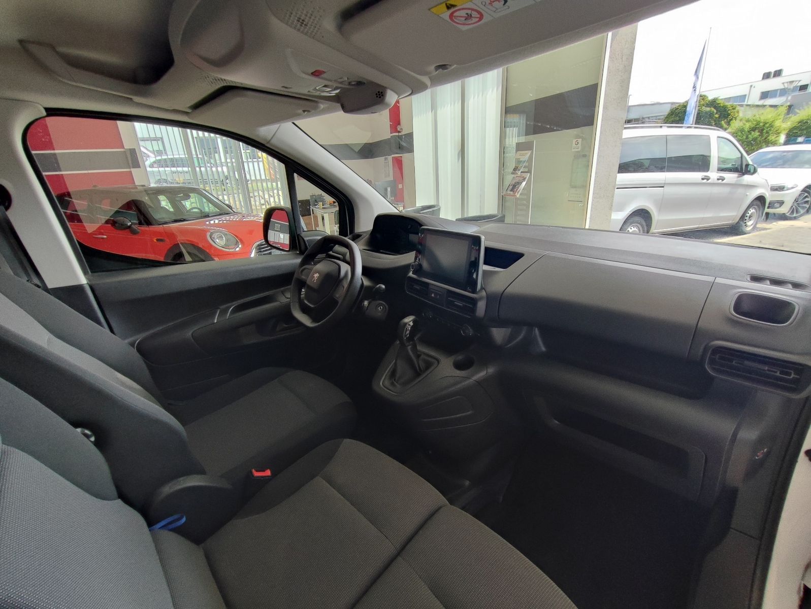 Fahrzeugabbildung Peugeot Partner Premium L2 1,5 HDI TEMP/NAVI/PDC/APP/SHZ