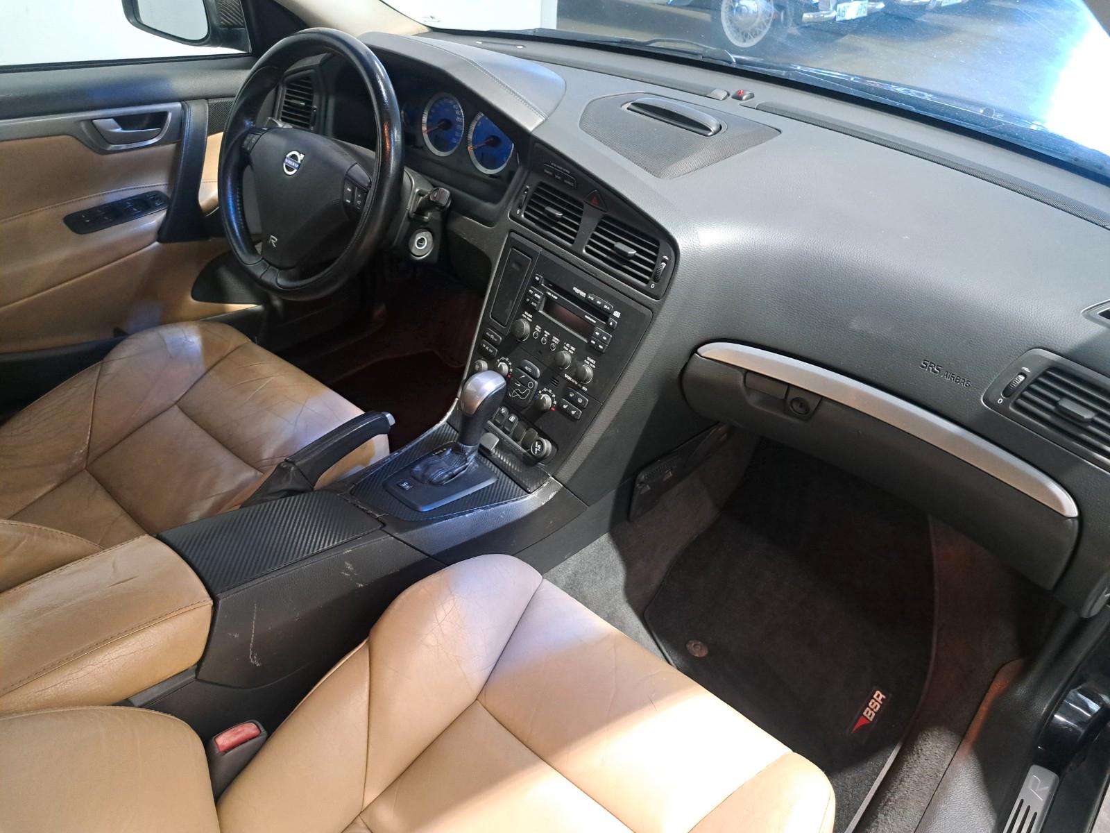 VOLVO S60 - R - 299 CV - BVA - TOIT OUVRANT