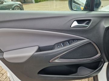 Bild 12 Opel Crossland (X) Inovation
