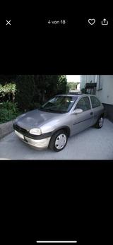 Opel-Corsa B.     H- Zeichen ab 1. Mai - Opel Corsa aus 1996: B