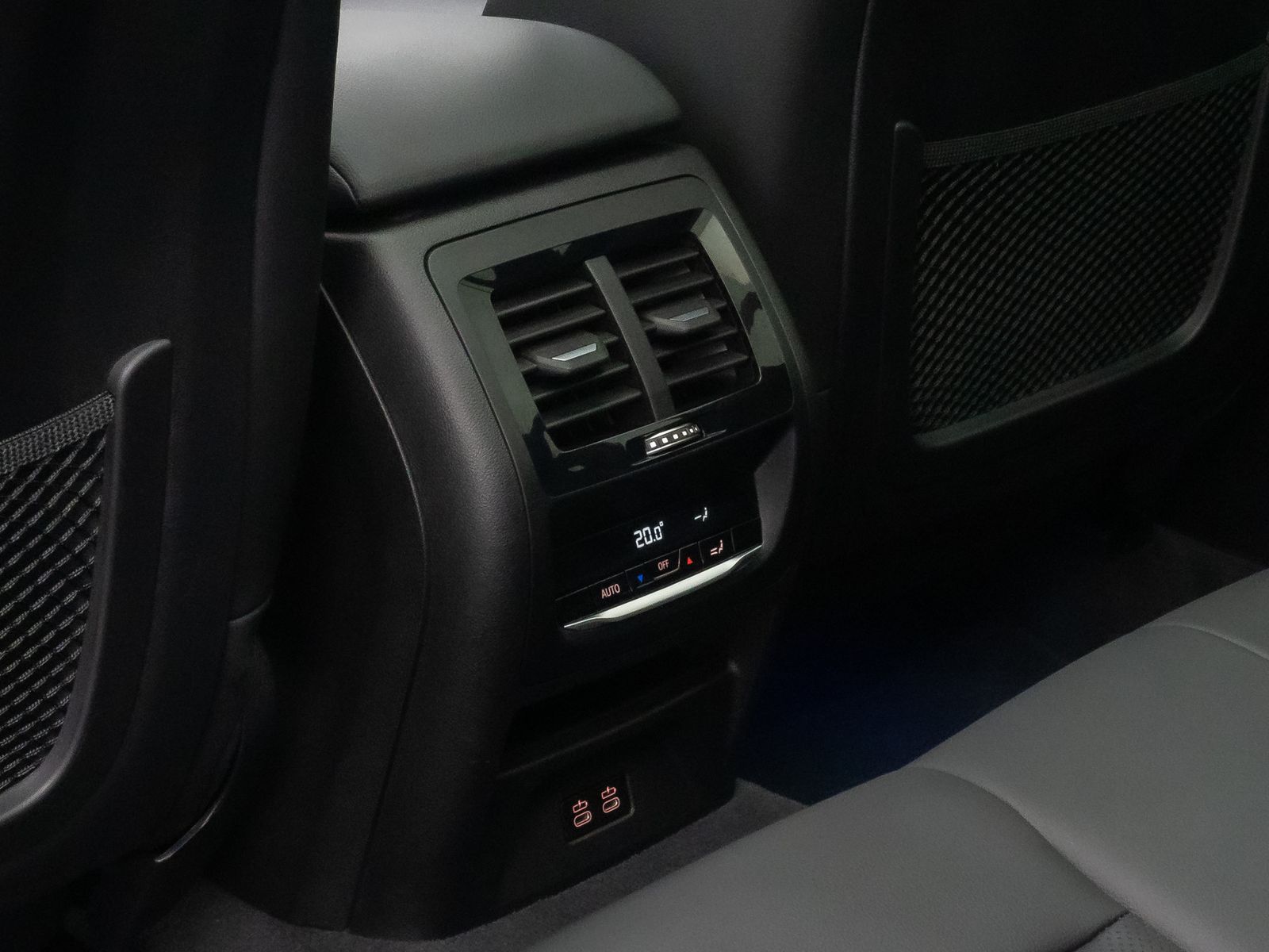 Fahrzeugabbildung BMW X3 xD20d M Sport Kamera DriveAs DAB Panorama 19"