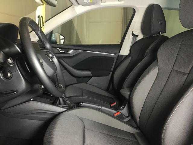 Fahrzeugabbildung Skoda Kamiq Tour 1.0 TSI DSG/LED/SHZ/Tempo/SmartLink