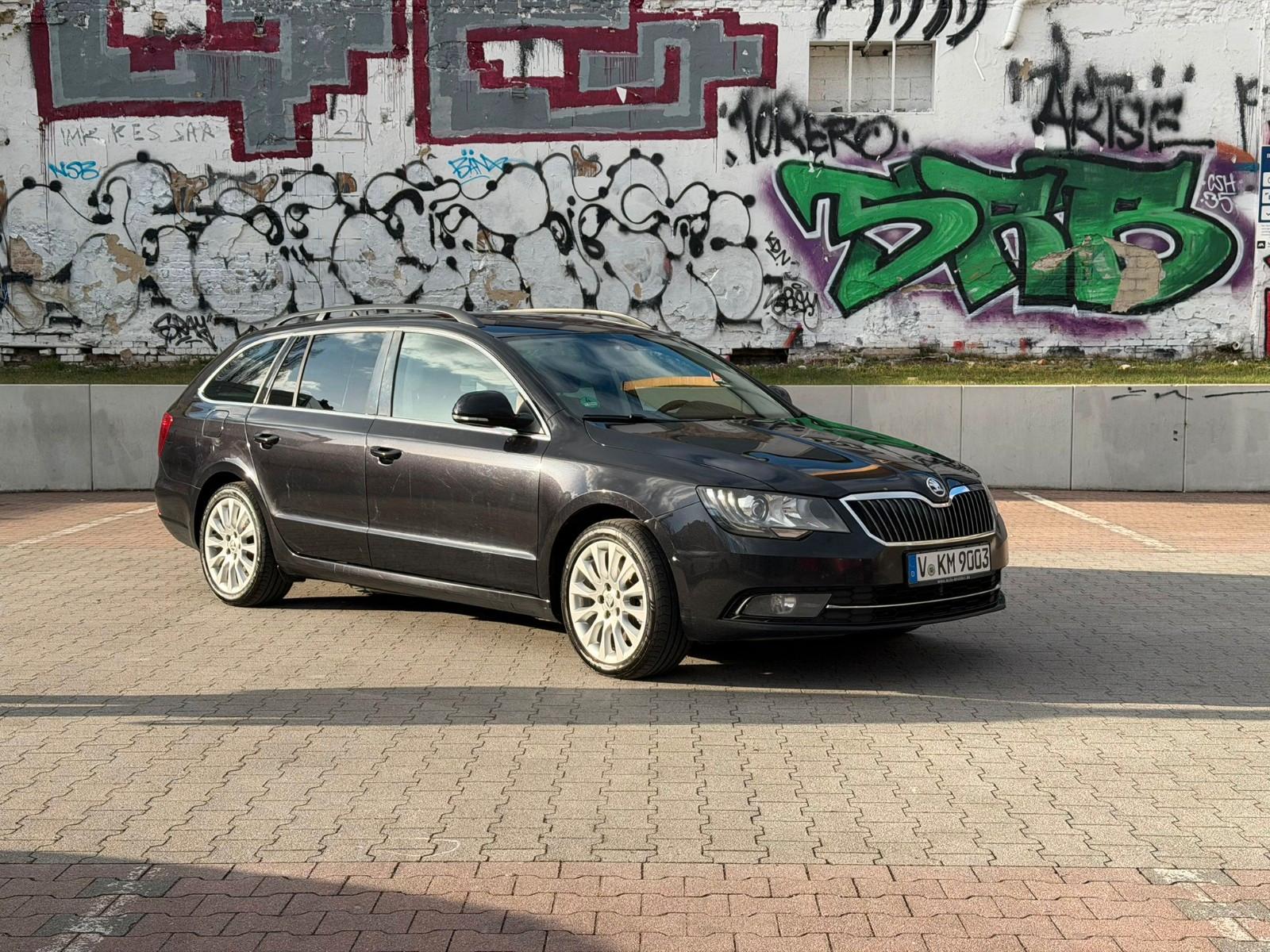 Skoda Superb Combi Exclusive
