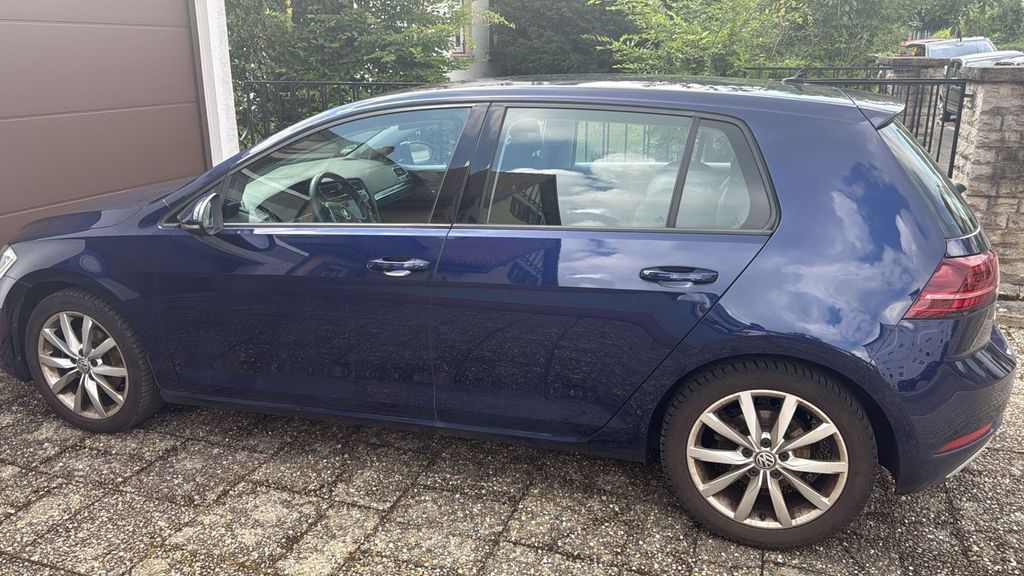 Image of Volkswagen Golf