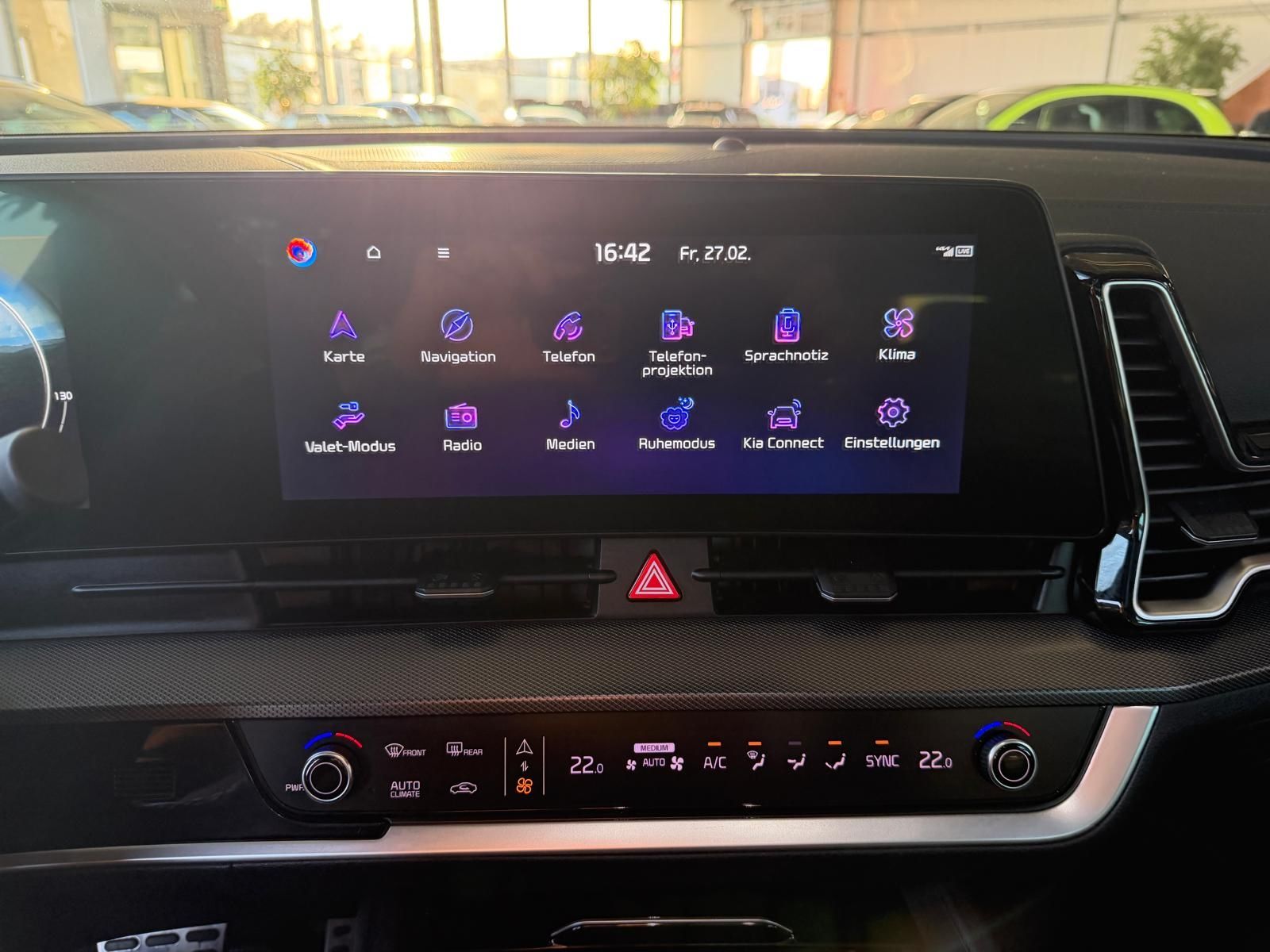 Fahrzeugabbildung Kia Sportage GT-Line 4WD AHK PANO 360° H/K LEDER 19"