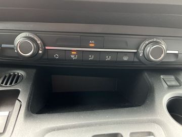 Peugeot e-Partner L2 EHZ (50kWh)