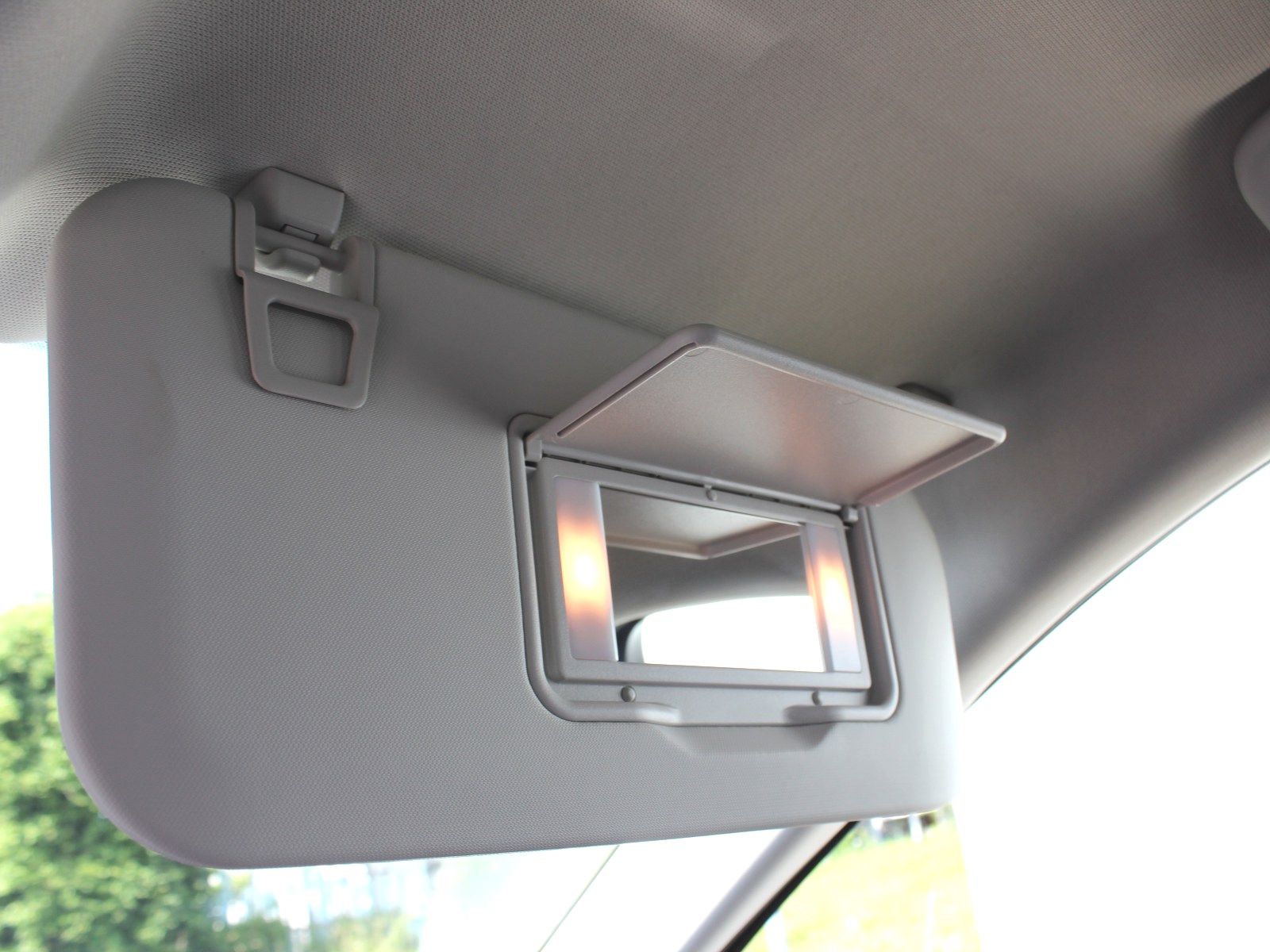 Fahrzeugabbildung Ford Kuga Titanium 1,5 EcoBoost Start/Stopp