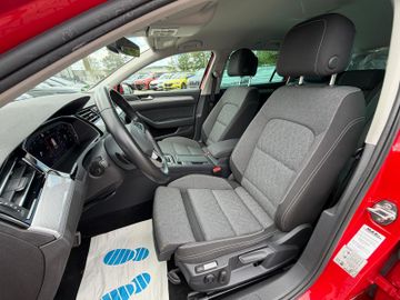 Volkswagen Passat Variant - 8
