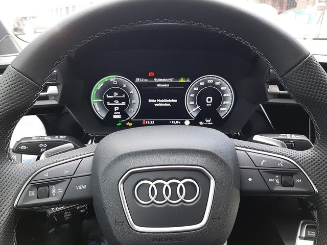 Fahrzeugabbildung Audi A3 Sportback S line 40TFSIe AHK StdHz eleHeck