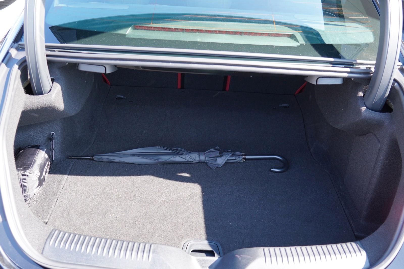 Mercedes-Benz CLS 300 AMG Line MIT 3 JAHREN GARANTIE