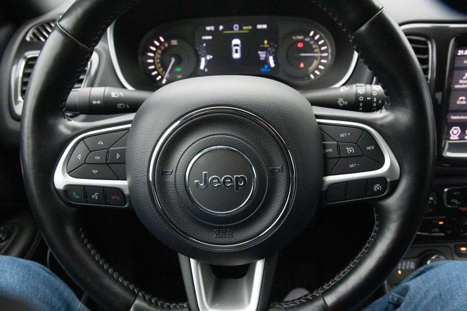 Fahrzeugabbildung Jeep Compass S PHEV 4WD AT*Pano*Temp*Navi*Leder*LED