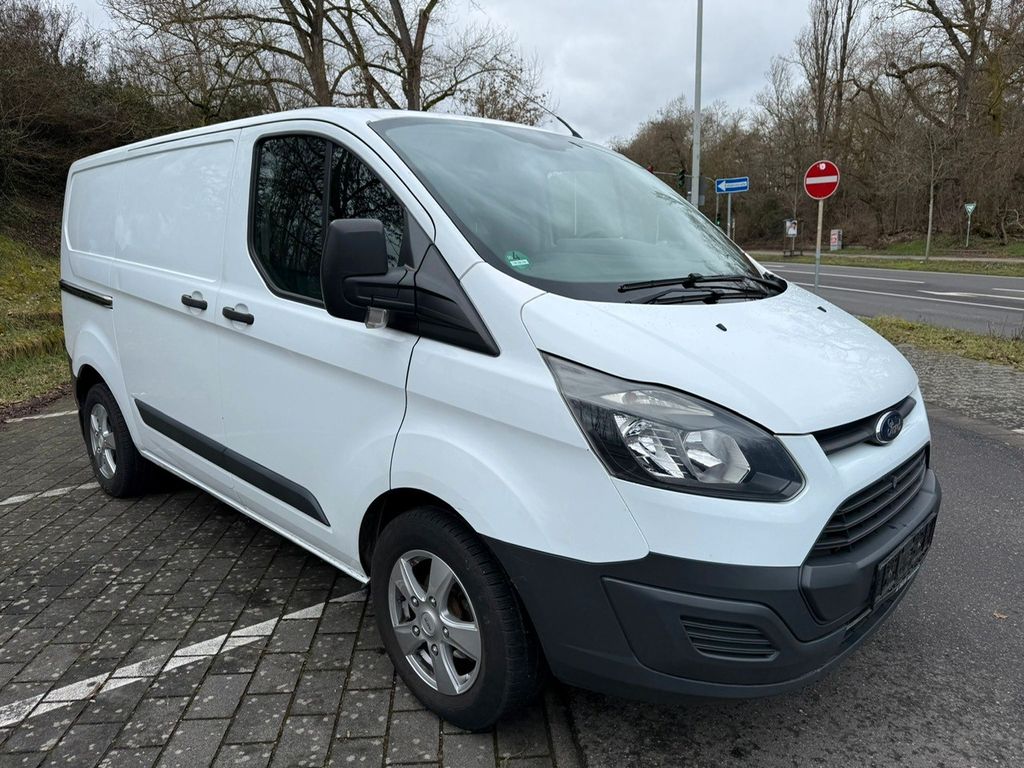 Image of Ford Transit Custom
