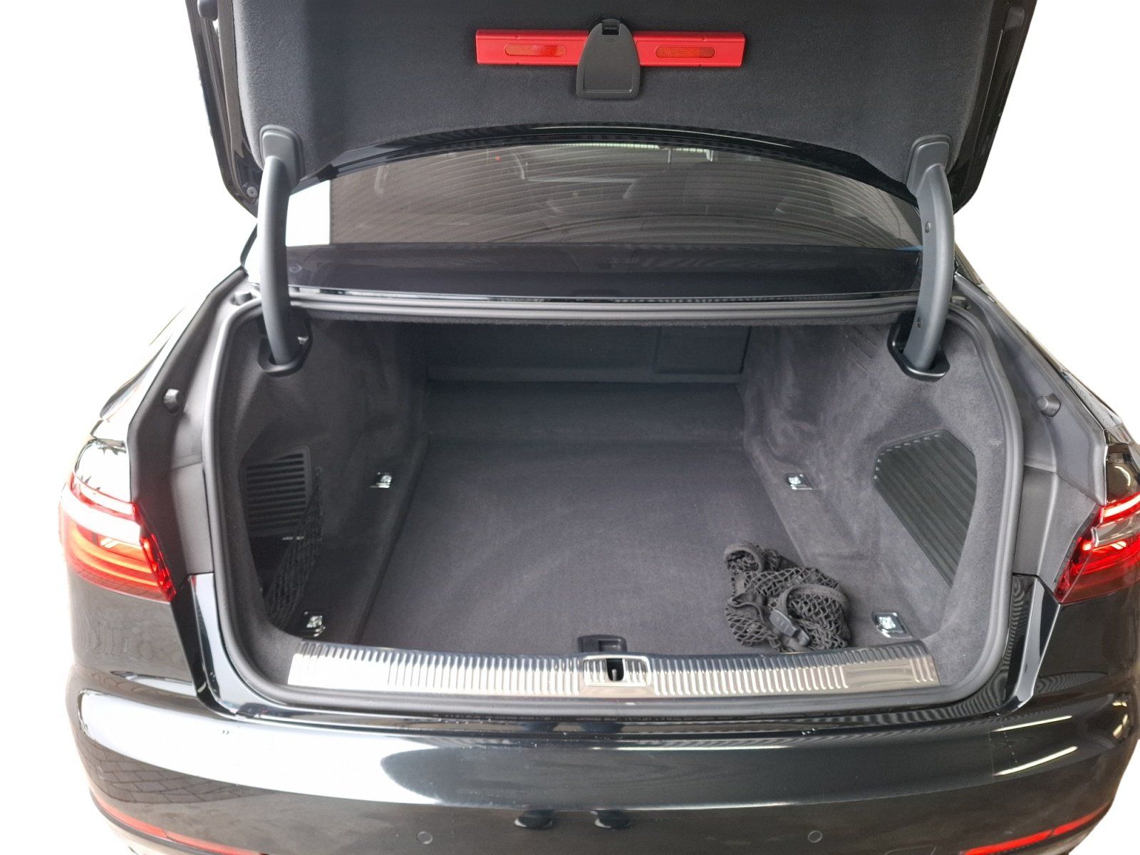 Audi A8 - Bild 15