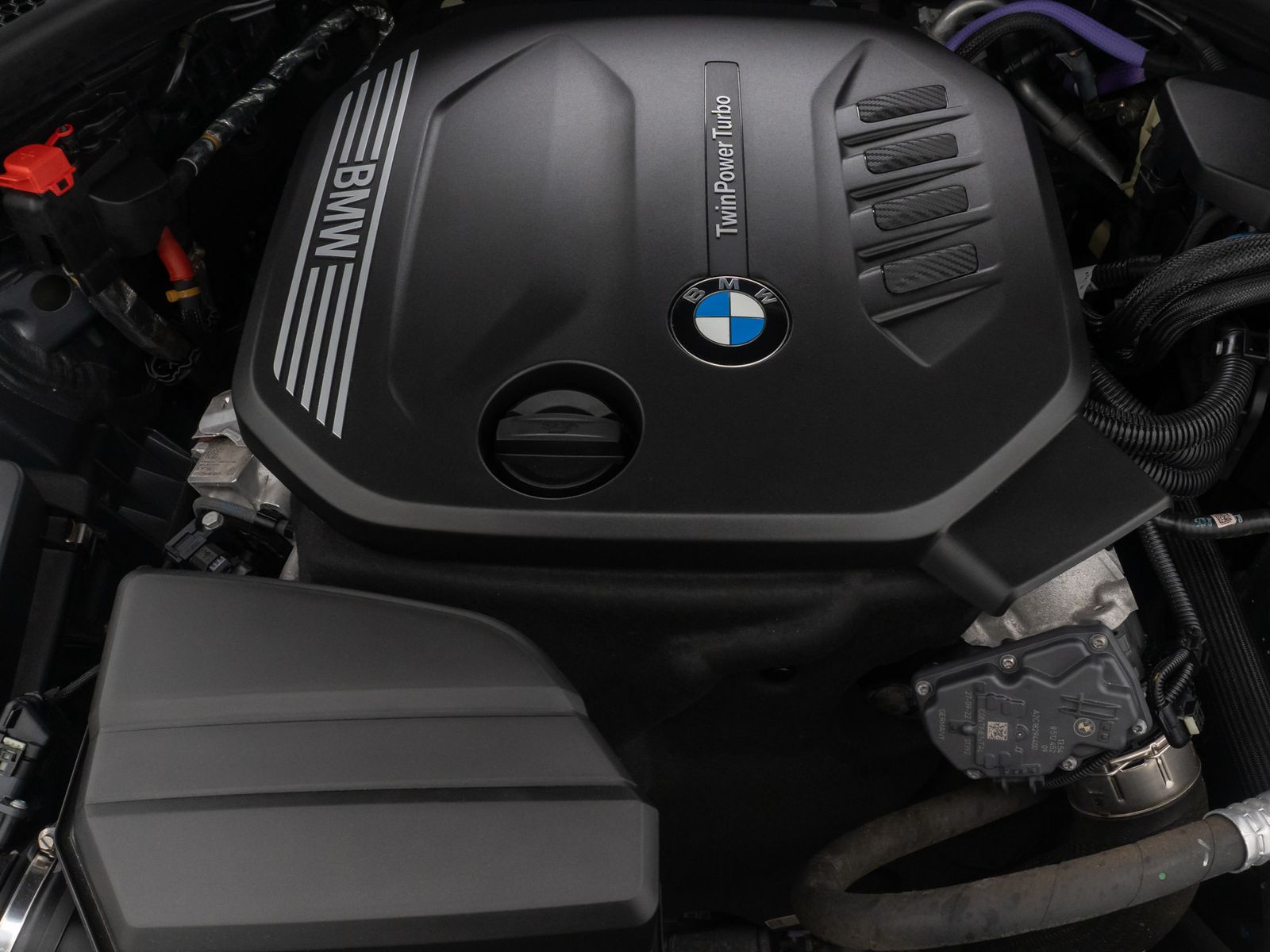 Fahrzeugabbildung BMW 320d M Sport HUD DAB Kamera HiFi Fernlic Komfort