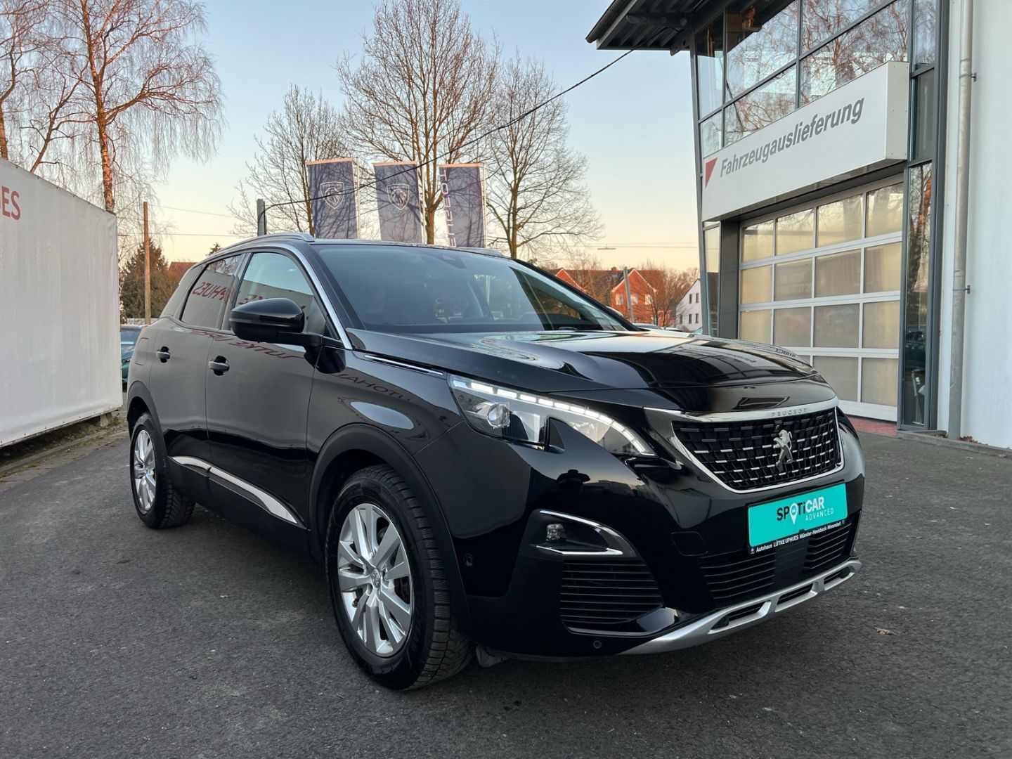 Fahrzeugabbildung Peugeot 3008 Allure PureTech 180 1.6 AHK-abn. Navi