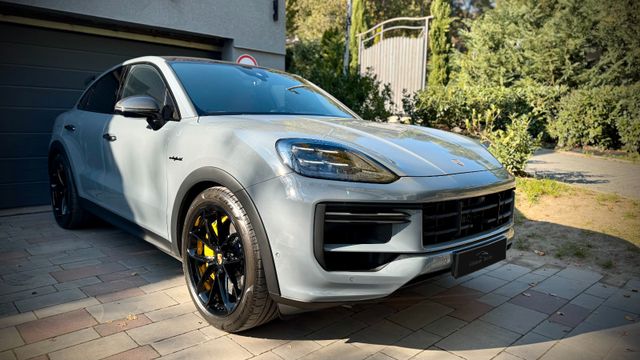 Porsche Cayenne Turbo E-Hybrid Coupe GT-PAKET *VOLL*