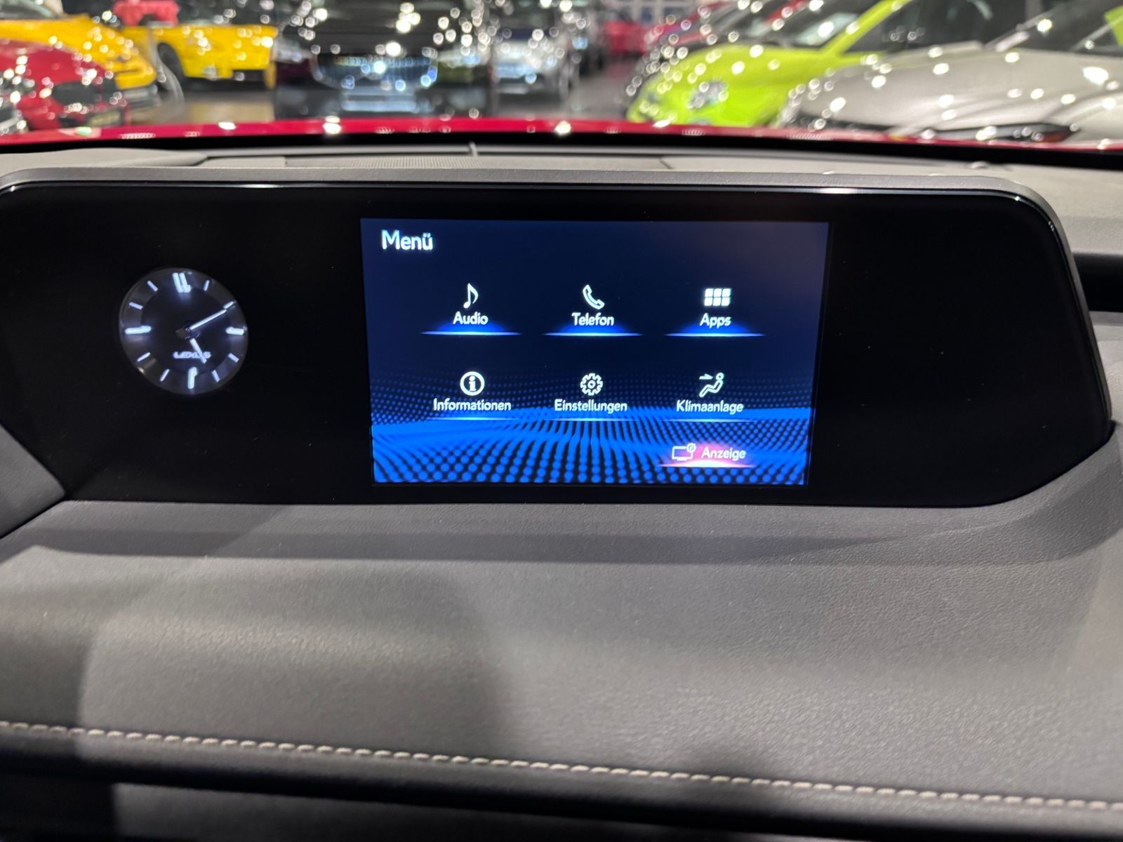 Fahrzeugabbildung Lexus UX 250 h Style RFK LED CarPlay