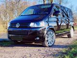 Volkswagen T5 Caravelle - scheckheftgepflegte VW T5 Caravelle
