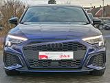 Audi A3 Sportback 35TFSI S LINE BLACK B&O LED NAV+ - Audi A3: Blau, Alcantara, mit Navigationssystem
