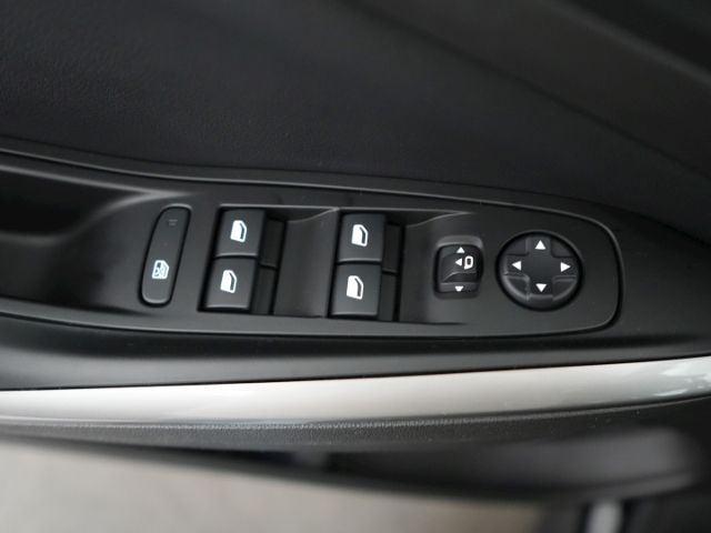 Grandland GSe PHEV 4X4 AT+LED+NAVI+RÜCKFAHRKAMER