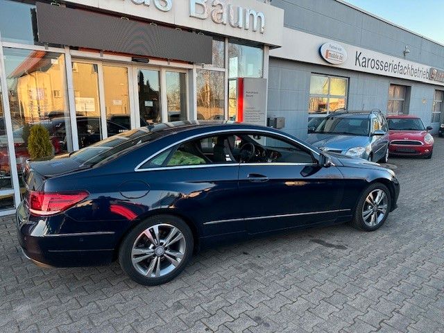 Mercedes-Benz E 200 E -Klasse Coupe E 200