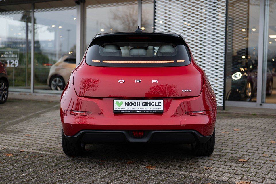 Fahrzeugabbildung GWM ORA 03 400 PRO+