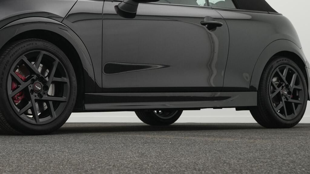 MINI John Cooper Works Cabrio - Bild 22