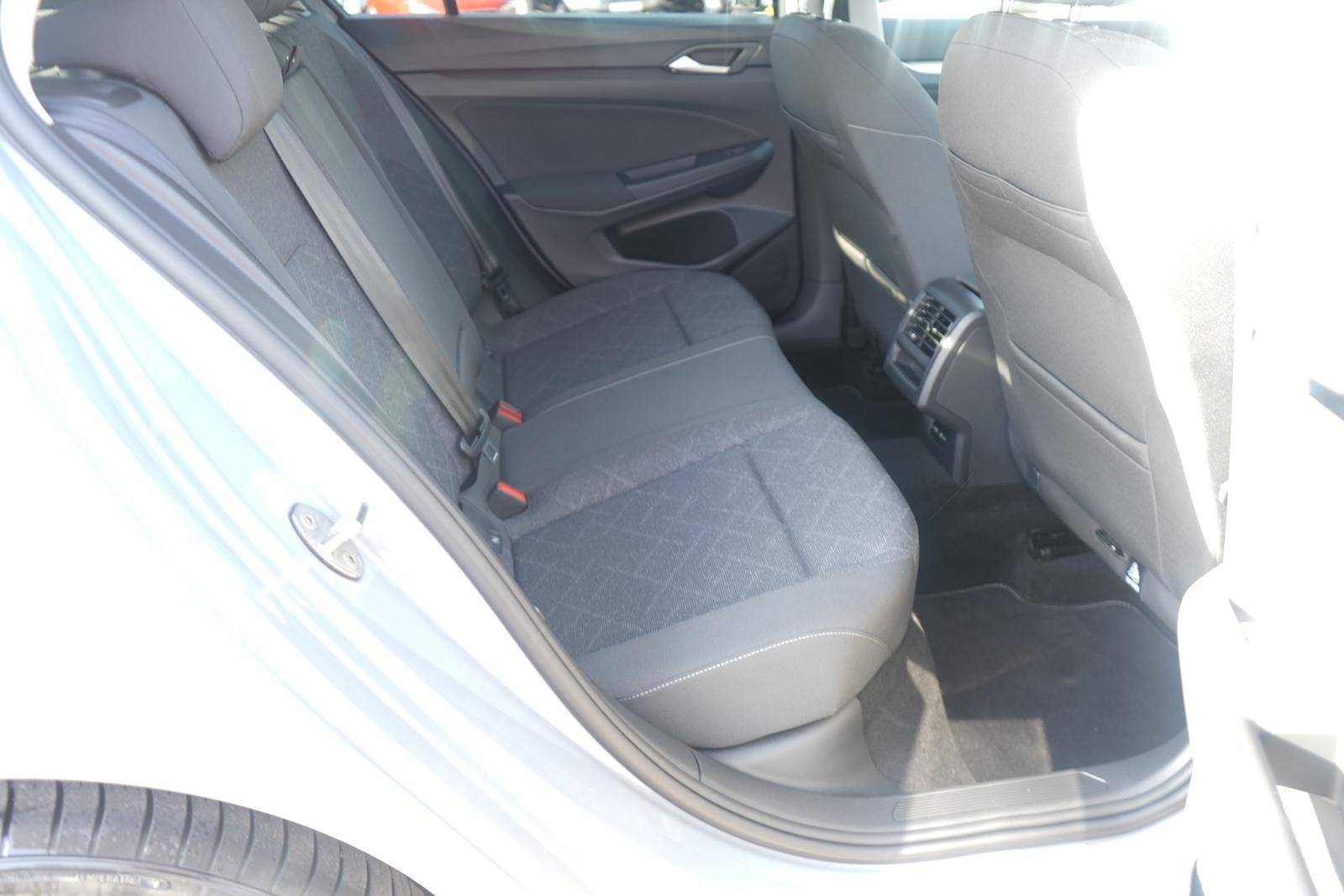 Volkswagen Golf VIII 1.5 16V TSI Life LED App-Connect ACC, миниатюра 30