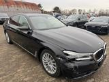 BMW 750i xDrive eSD HuD Massage - BMW: Unfallwagen