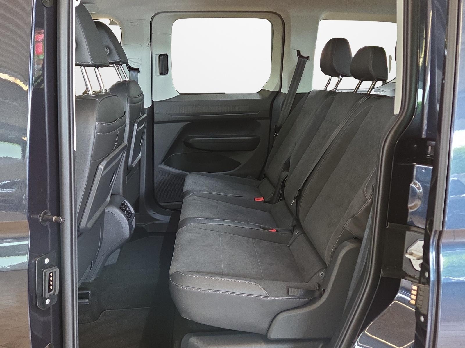 Volkswagen Caddy 1.5 TSI DSG Life LED AHK Kamera
