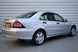 Mercedes-Benz C180 Kompressor+Tempomat+PDC+Automatik+49.800KM - gebrauchte Mercedes-Benz C-Klasse aus dem Jahr 2004