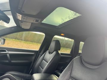 Porsche Cayenne - 10