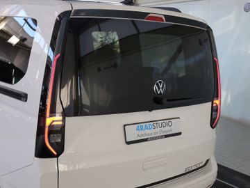 Volkswagen Caddy Maxi 1.5TSI EDITION LED SHZ APP ACC KAMERA