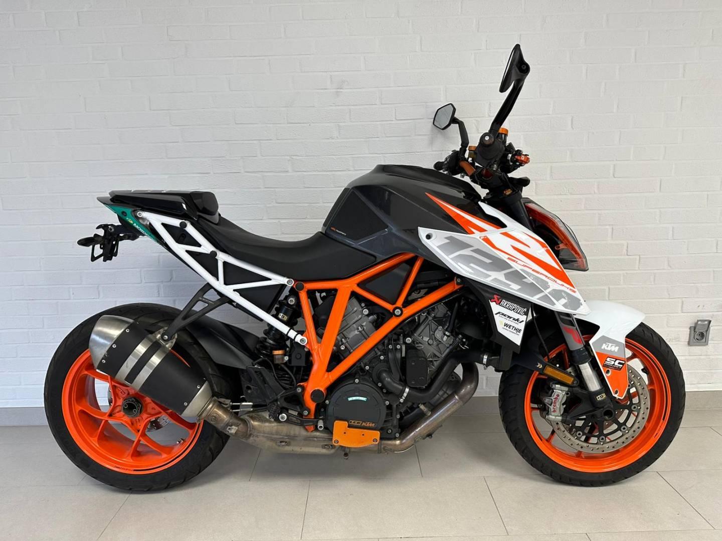 KTM 1290 Super Duke R 2017