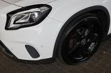 Mercedes-Benz GLA 250 Urban AHK+PANORAMA+NAVIGATION+LED+18" - weiße Mercedes-Benz GLA-Klasse