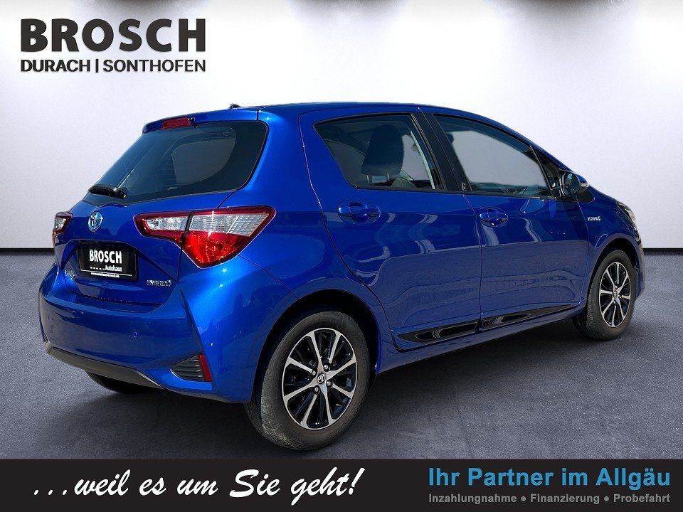 Fahrzeugabbildung Toyota YARIS HYBRID 1.5 AUT TEAM D NAV+KAMERA+PDC+KLIMA