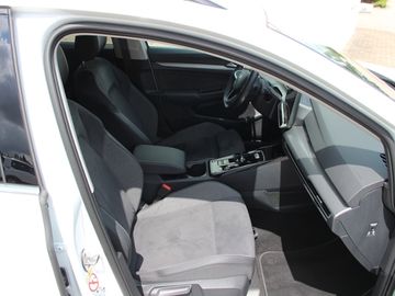 Volkswagen Golf VIII Variant 1.5 eTSI Style Tiptronic KLIMA