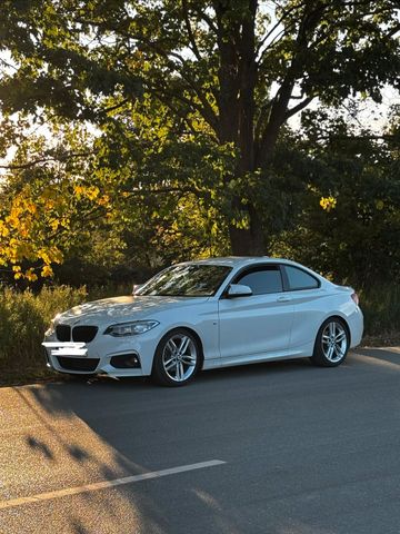 BMW BMW F22 218i