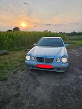 Mercedes-Benz Verkaufe Mercedes Benz  E200 E 210 - gebrauchte Mercedes-Benz E 200 aus dem Jahr 2000