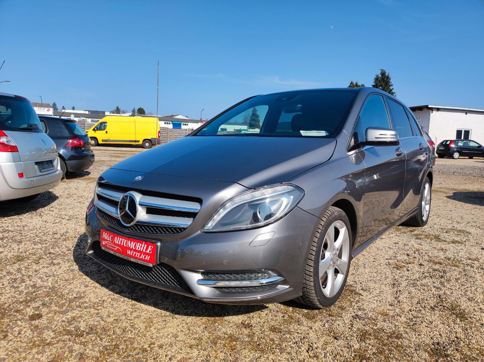 Mercedes-Benz B 200 B -Klasse B 200 CDI*PANORAMA*NAVI*BI XENON