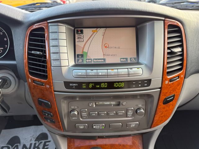 Toyota Land Cruiser  100 V8 Executive